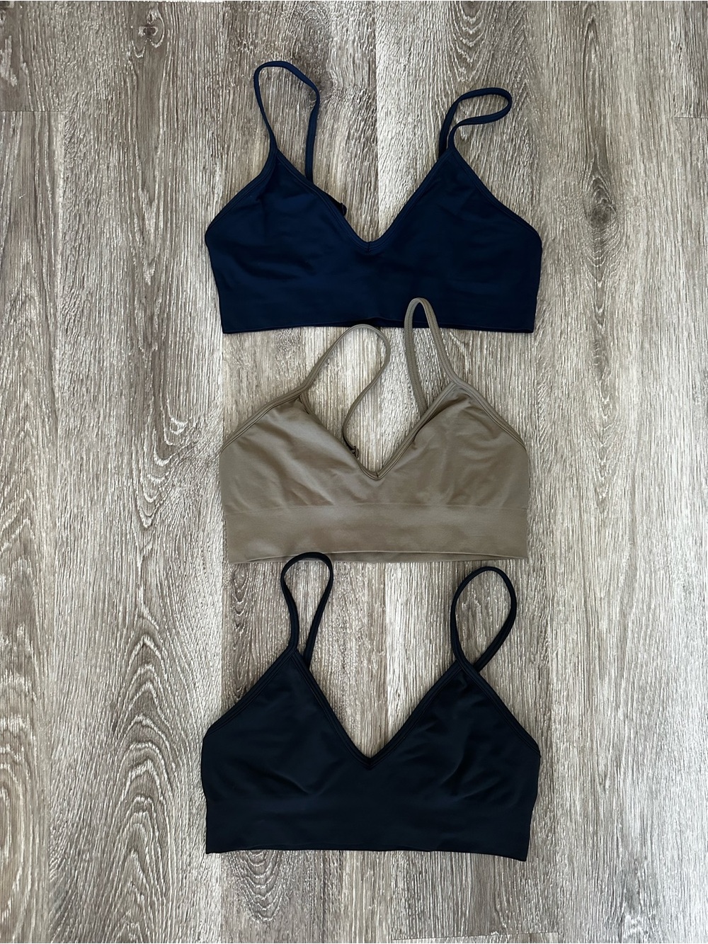 SKIMS Women's Soft Smoothing Bralettes - Black, Navy & Mineral (Light Green) - S